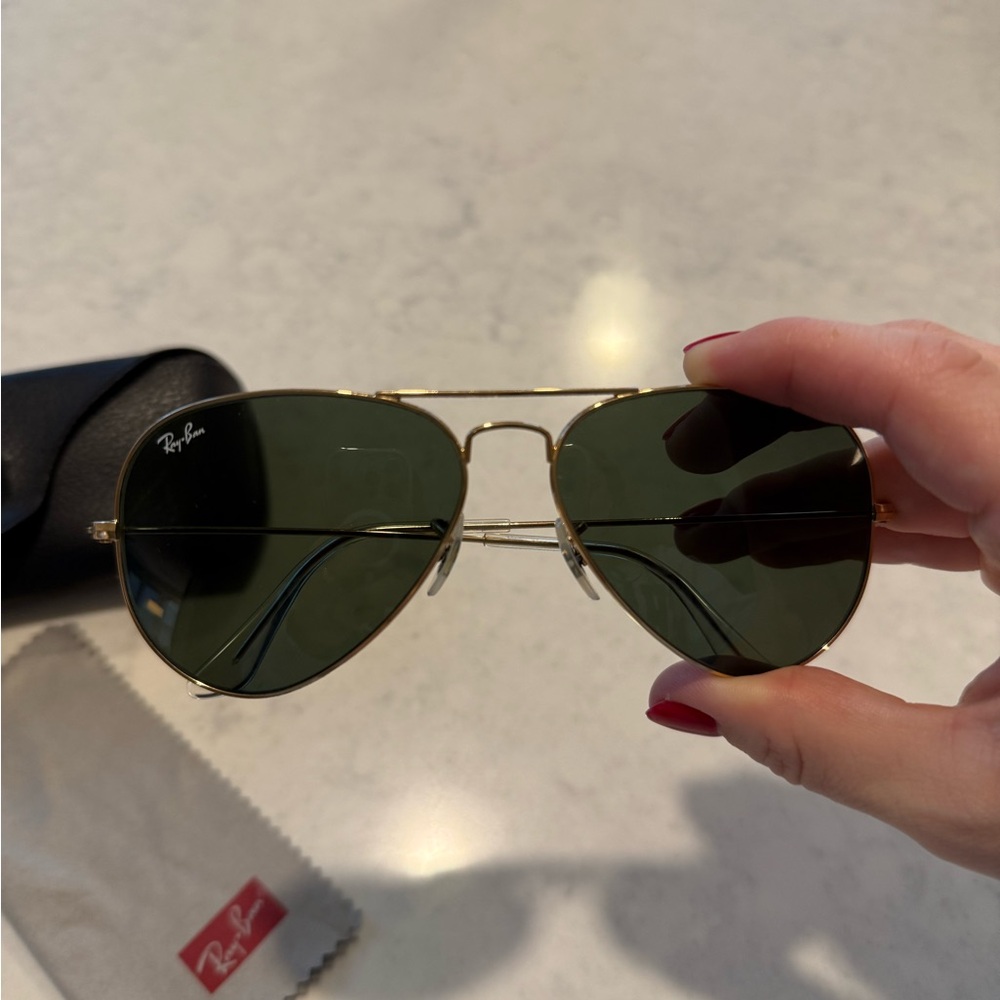 Ray-Ban Classic Aviators